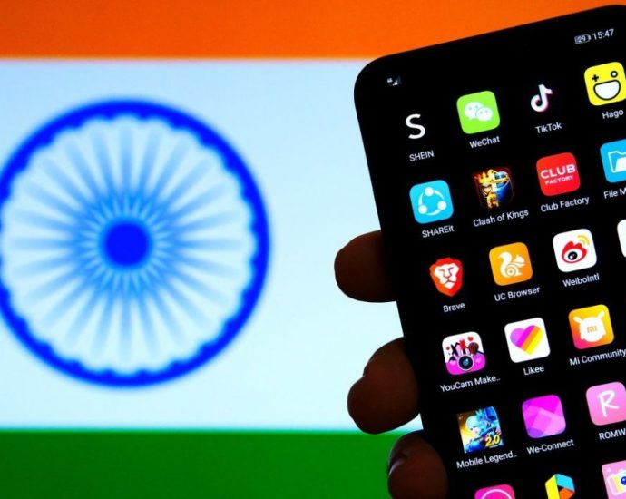 India raids payment firms over alleged misconduct and breaches by Chinese apps