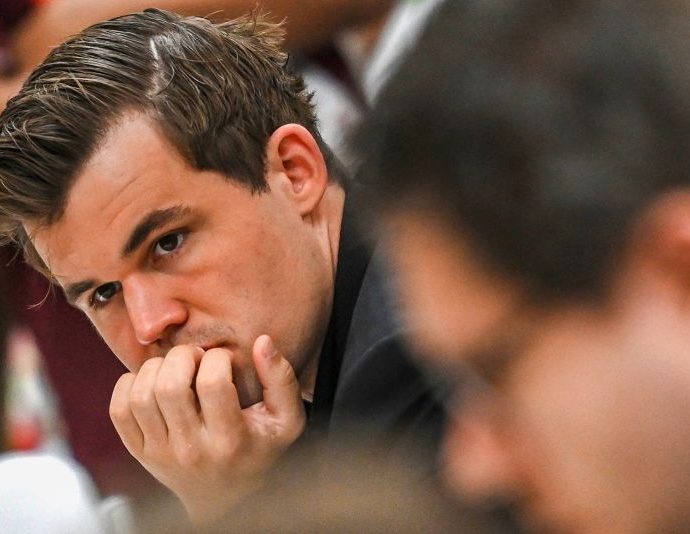 Magnus Carlsen quits match without explanation amid scandal surrounding fellow grandmaster