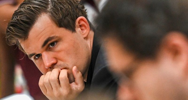 Magnus Carlsen quits match without explanation amid scandal surrounding fellow grandmaster