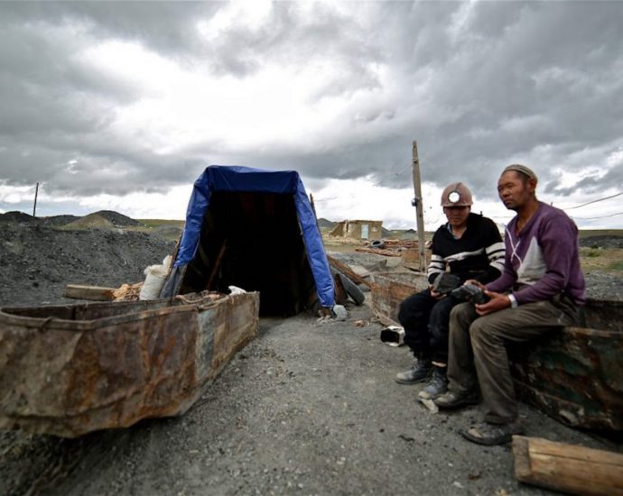Mongolia squandering its mining boom riches