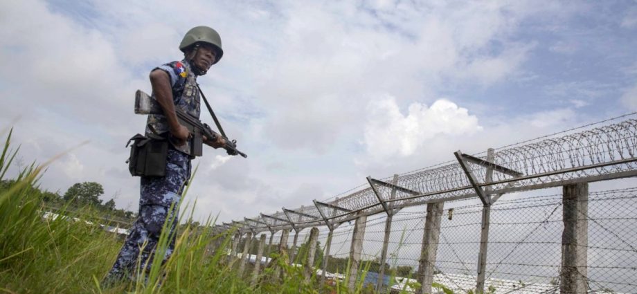 Myanmar, Bangladesh must solve border tensions peacefully
