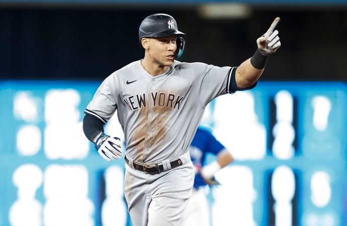 New York Yankees slugger Aaron Judge hits 61st home run to tie Roger Maris' 61-year-old record
