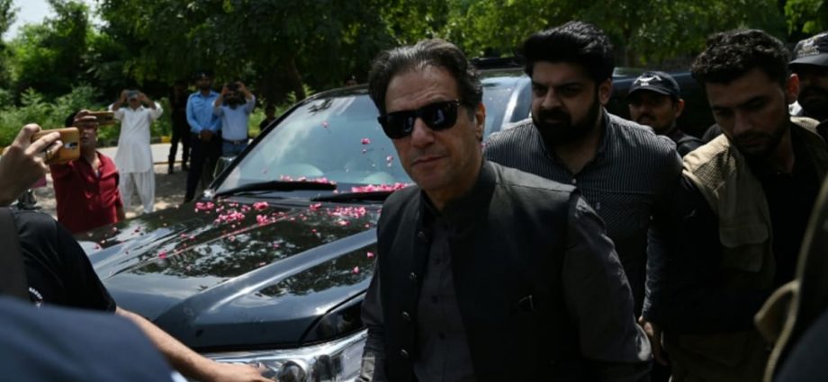 Pakistan anti-terror court extends bail for ex-PM Khan