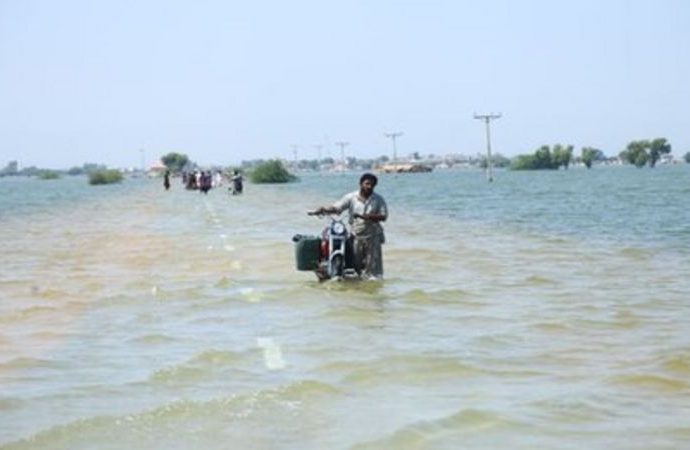 Pakistan floods: ‘I lost my home – my baby could be next’