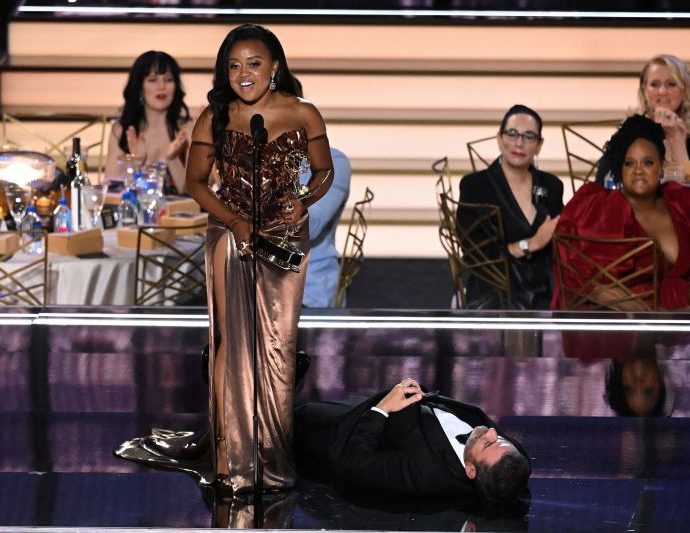 Quinta Brunson had to step over Jimmy Kimmel to accept her Emmy