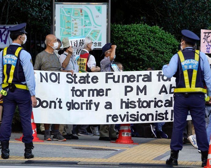 Shinzo Abe: Why a state funeral for Shinzo Abe is controversial