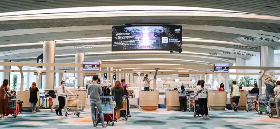 Singapore could reduce Changi Airport's air-con carbon footprint, in bid to become sustainable air hub