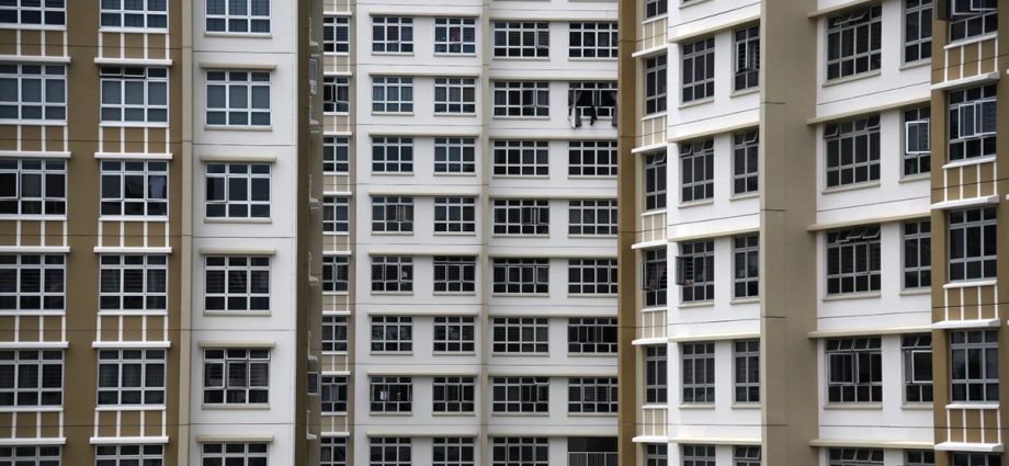 Singapore introduces new property cooling measures: Maximum loan quantum limits tightened, loan-to-value limit lowered