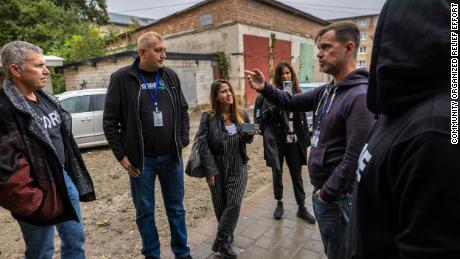 Soleil Moon Frye visits Ukraine and urges Americans not to become 'indifferent' to the war