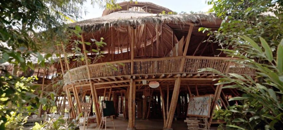 This school in Bali shows that a space for education can be beautiful and eco-friendly