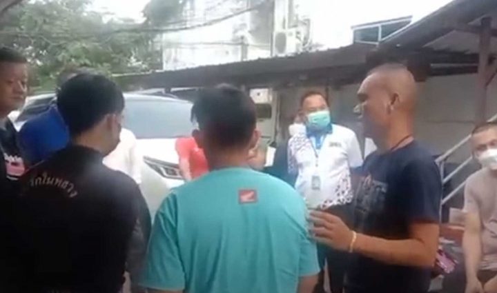 Three students arrested after rivals knifed outside Khon Kaen school