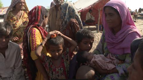 Time running out for Pakistan’s flood-hit families