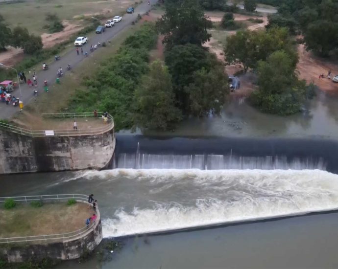 11 of 16 Buri Ram reservoirs above capacity