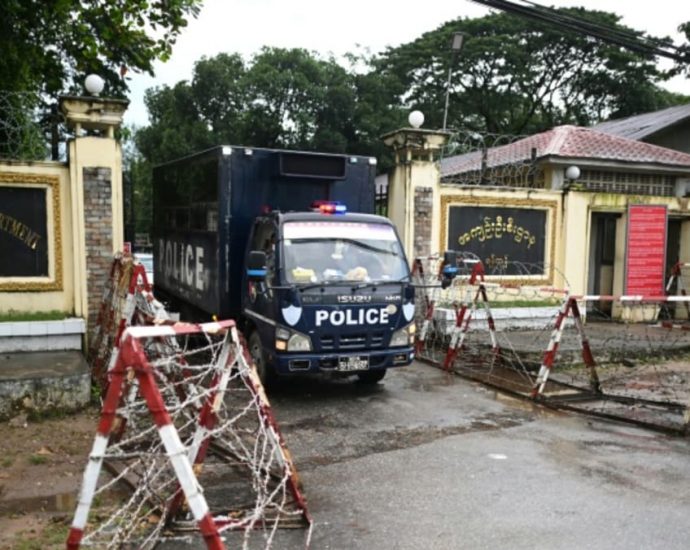 Bomb blasts outside Yangon prison kill eight, wound 18: Junta