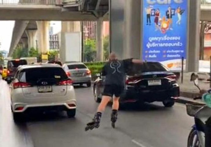 Canadian fined for rollerblading on busy Bangkok road