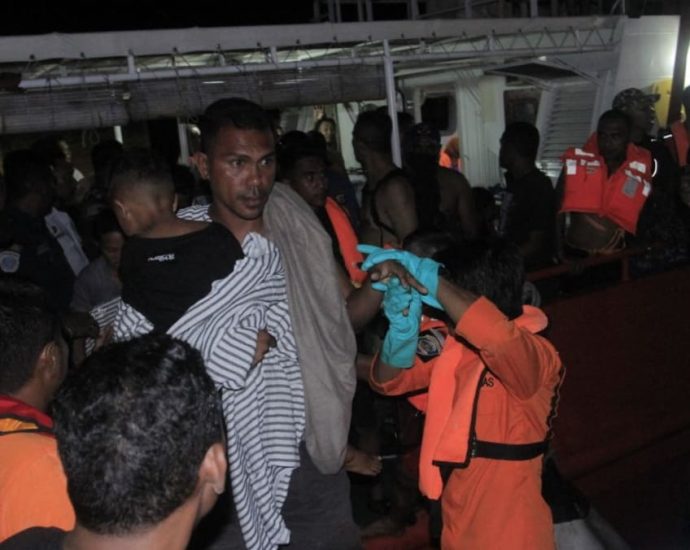 Indonesia boat fire death toll rises to 17