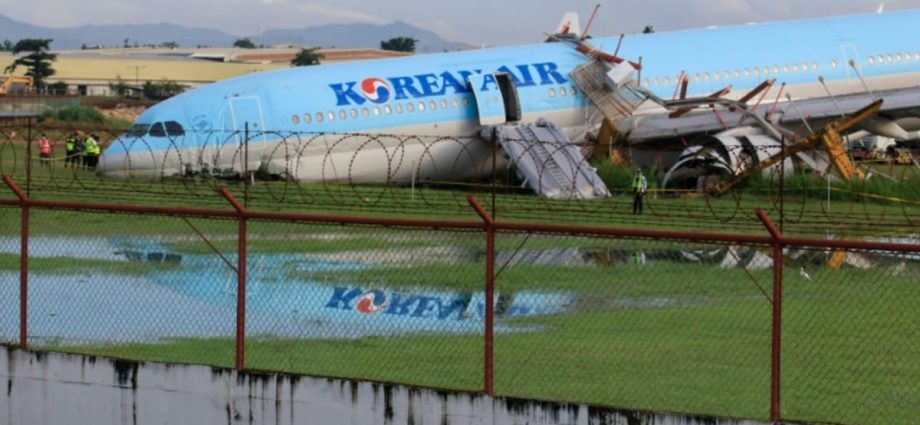 Korean Air plane overshoots runway in Philippines