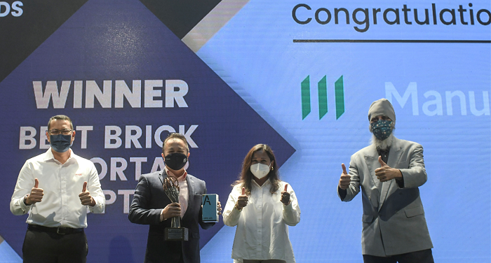 Manulife shows the way to Corporate Malaysia with its Top In Tech Innovation Award win