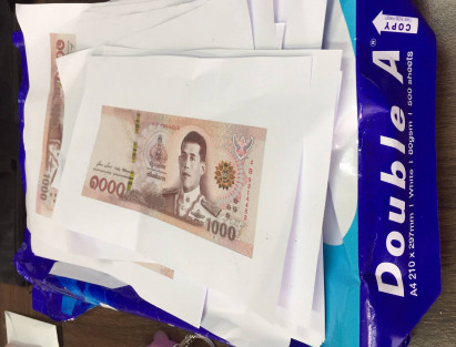 People warned about fake banknotes