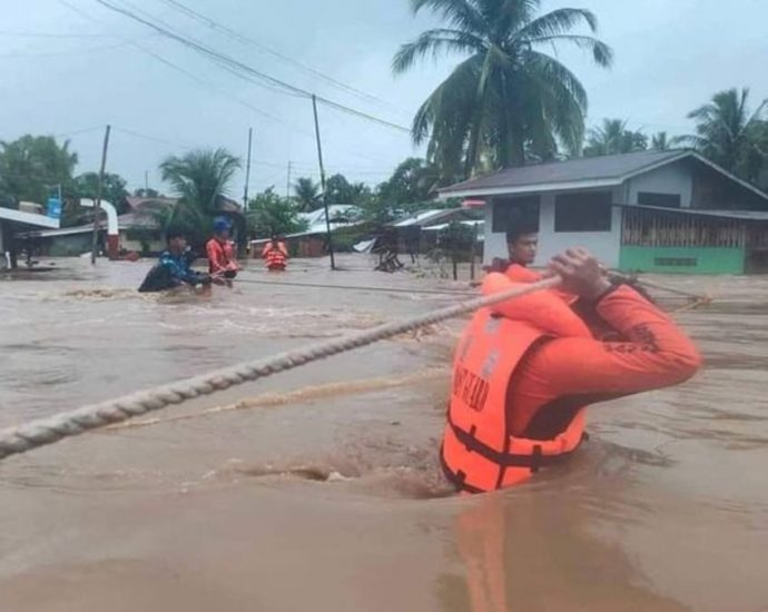 Philippines’ death toll from Tropical Storm Nalgae climbs to 72