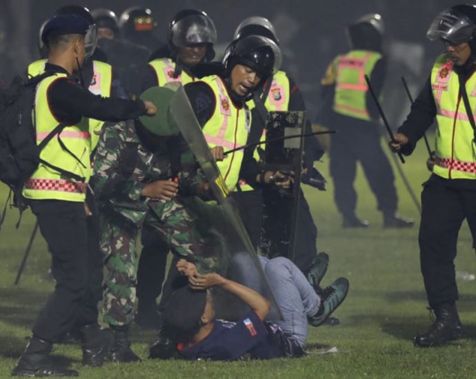 Police under fire after 125 killed in Indonesia football stadium stampede