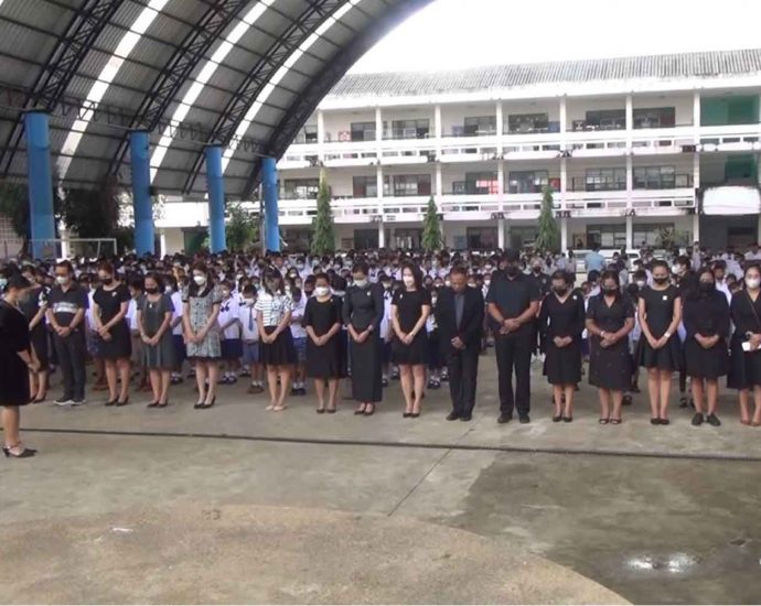 Schools mourn Nong Bua Lam Phu massacre victims