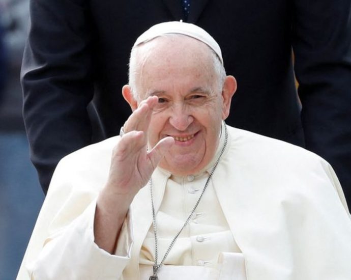 Vatican reminds North Korea that pope ready to visit if invited