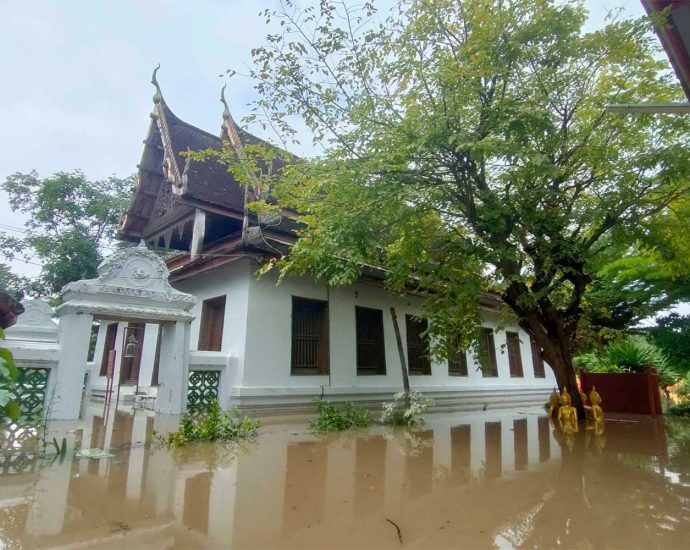 Wat Choeng Tha, location for TV soap ‘Love Destiny’, flooded