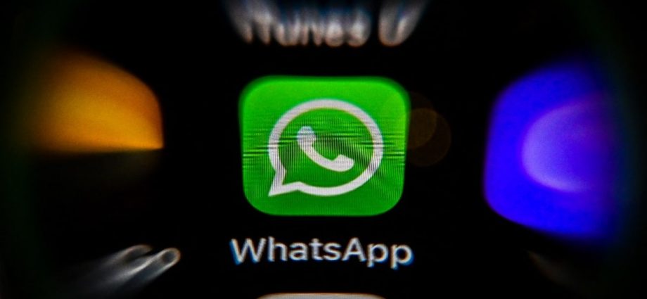 WhatsApp users worldwide report issues with messaging app