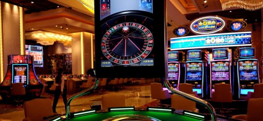 Casino hub Macao heads toward business as usual after COVID-19 tests find no new infections