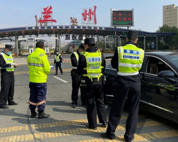 China authorities apologise after boy dies in COVID-19 lockdown