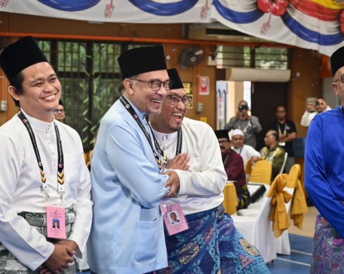 ‘He is risking his political career’: Anwar’s presence in Perak a boost for PH, but victory is not assured