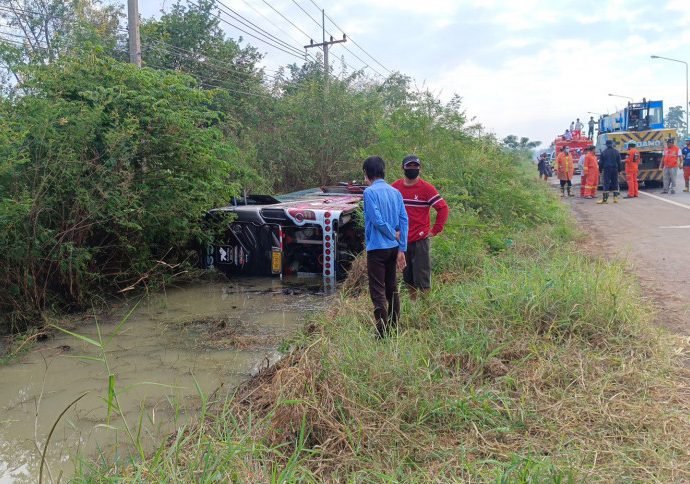 One killed, 7 hurt in Buri Ram bus accident