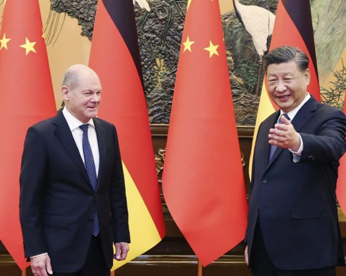 Xi, Scholz warn against 'irresponsible' nuclear threats over Ukraine
