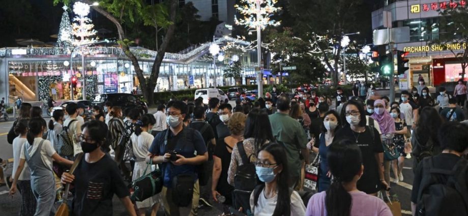 'Enhanced patrols' at Orchard Road on Christmas Eve as large crowds expected