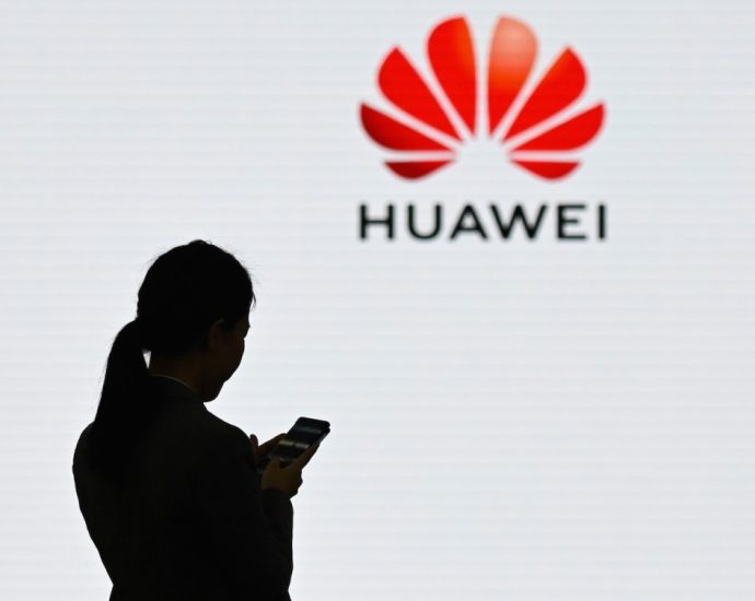 US sanctions bite as Huawei runs out of phone chipsets