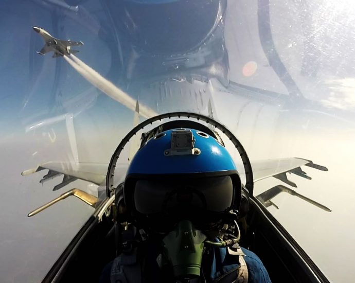 China’s fighter pilots rushed into anti-US action