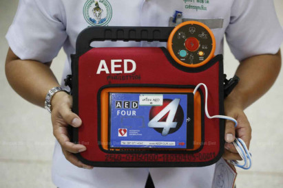 Defibrillators stolen from police traffic booths