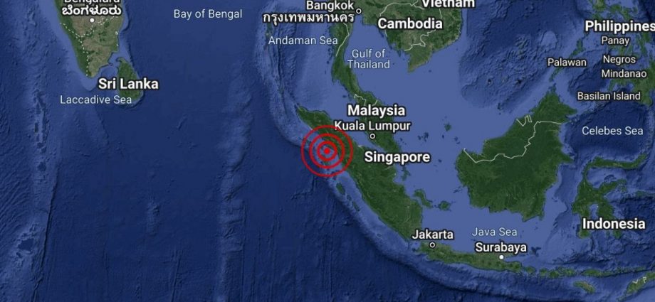 Magnitude 6.2 earthquake hits off west coast of Sumatra, no tsunami alert