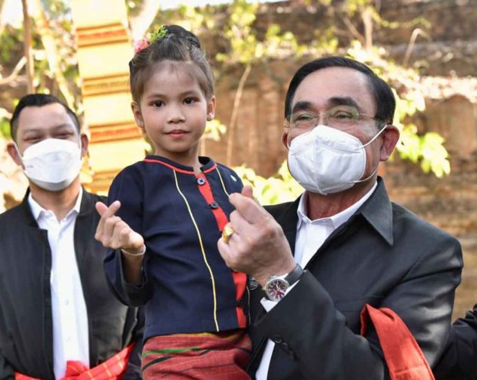 Prayut sees debate as PR opportunity