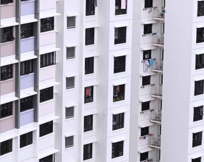 Prices for resale HDB flats rise 2.3% in Q4, slowest increase in 2022