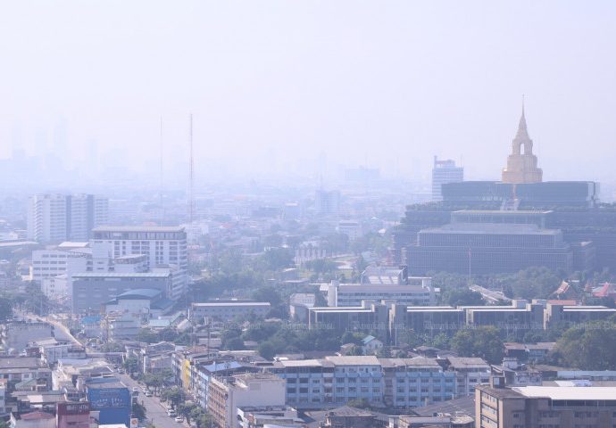 Working from home recommended in smoggy Bangkok