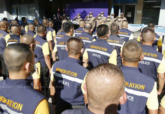 110 immigration officers tied to illegal visas for Chinese gangsters