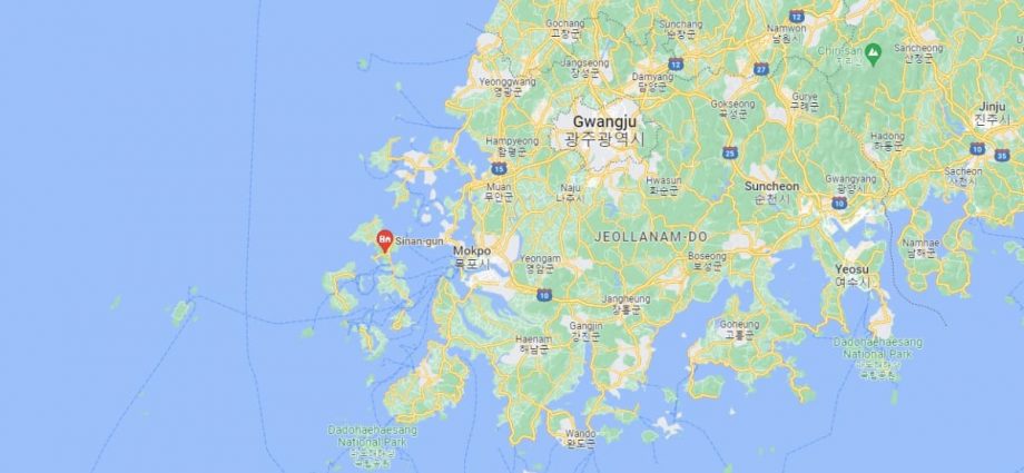 9 missing after fishing boat capsizes in South Korea