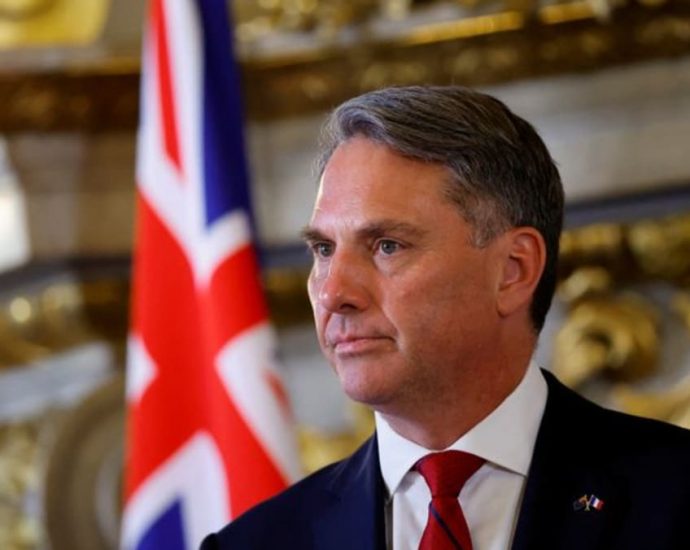 Australia, Philippines discuss joint patrols in South China Sea