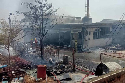 Fibreglass tank factory hit by fire in Ayutthaya
