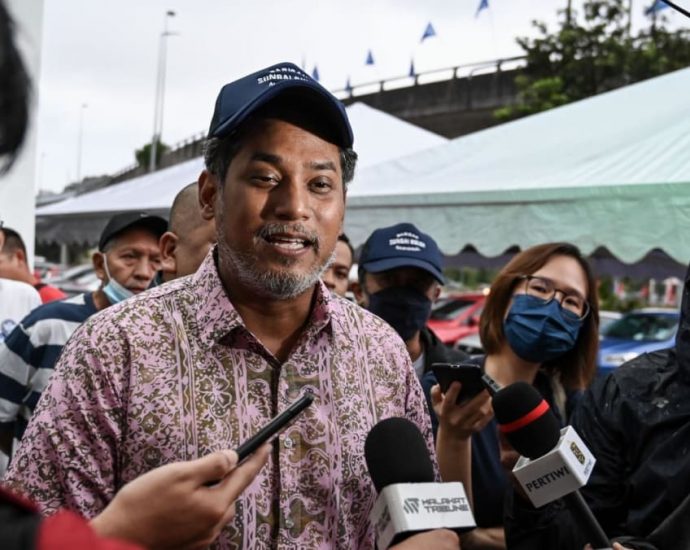 Former Malaysian health minister Khairy Jamaluddin to become radio DJ