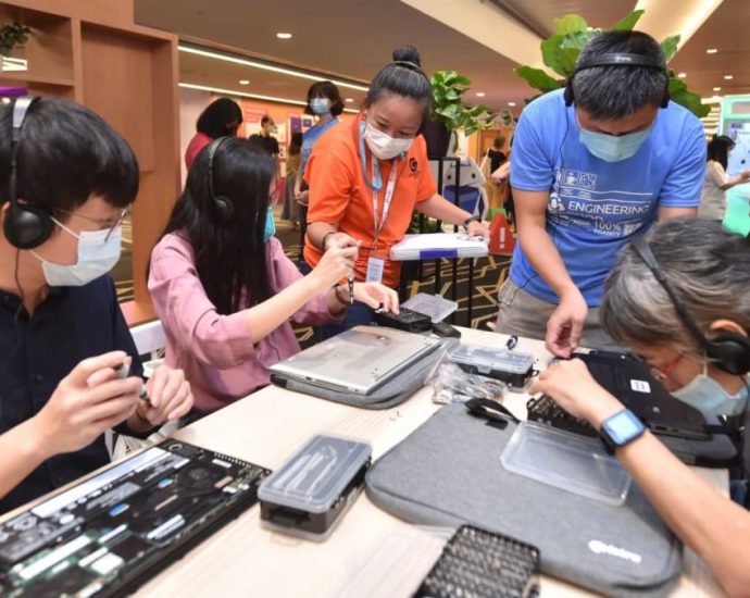 New scheme to help 60,000 lower-income families obtain Internet access, digital devices