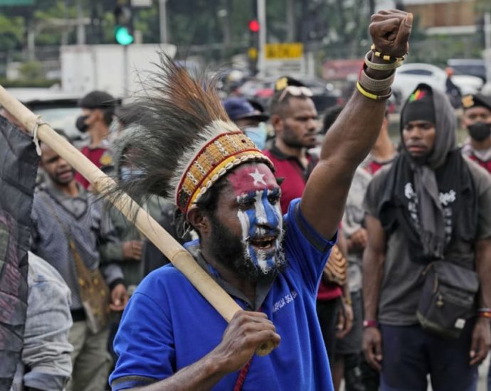 New Zealand pilot taken hostage in Indonesia: Papuan rebel group