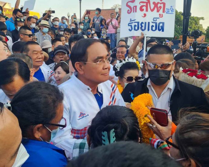 PM launches party campaign slogan in Isan